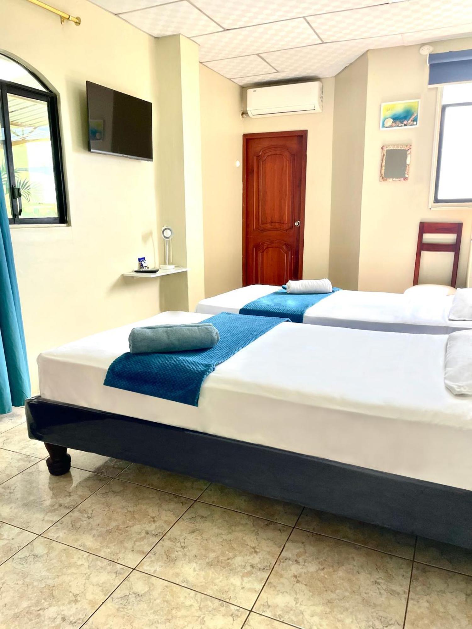 Reef Hostel 만타 외부 사진